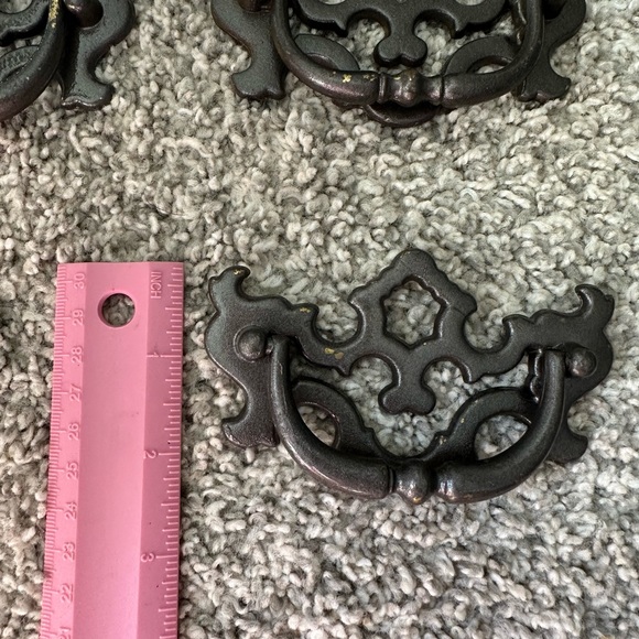Vintage Decorative Bronze Drawer Fixture / Handles / Pulls / Knobs, 3inch, 20ct - Picture 8 of 9